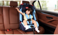 安全座椅别“瞎”用，用错就“飞”啦！