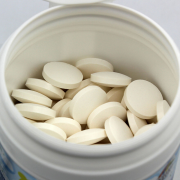 揭秘他达拉非片：晨勃助力者还是头晕制造者？