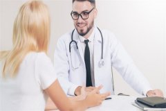 胚胎移植后立马排尿有利于着床，不用过于担心