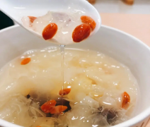 试管谣言大破解：移植后吃燕窝无害反有利，好处多多别错过！