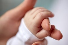 上海做试管没有结婚证能做吗？2025年单身未婚做试管收费明细！