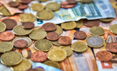 成都2025年第三代试管费用：4万至15万元，具体怎么算？