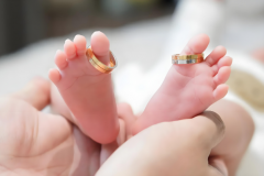 赴美做试管移植一般花费多少钱？2025年海外助孕生子成本不低，需慎重