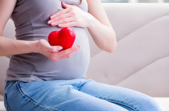 上海允许单身女性人工受孕吗？2025年政策解读与医院选择指南！